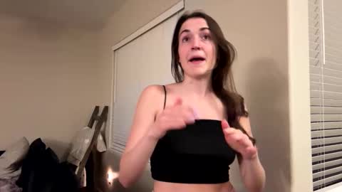 Snapshot of realbeccablair chatting on June 2, 2026, 5:09 am realbeccablair online show from June 2, 2026, 5:09 am
