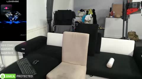 Snapshot of reallyman7 chatting on December 19, 2025, 12:28 am Ask me online show from December 19, 2025, 12:28 am