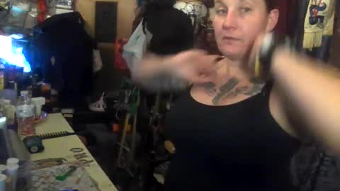 reallyredrum69th online show from November 17, 2025, 2:12 pm