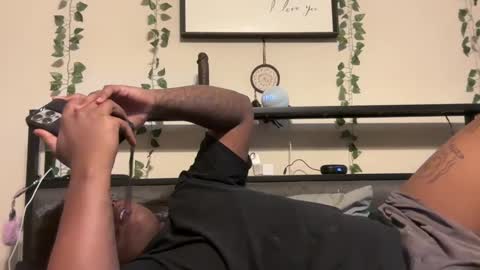 Preston  Stella online show from December 19, 2024, 4:13 am