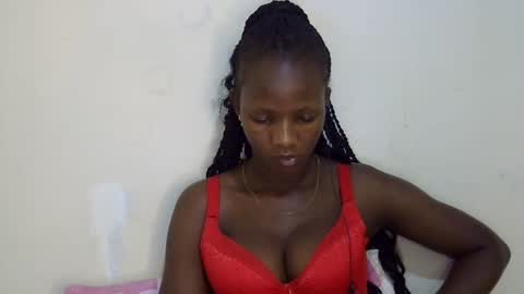 queen online show from March 11, 2025, 7:48 am