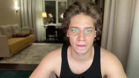 AliceEve online show from December 22, 2024, 5:10 pm