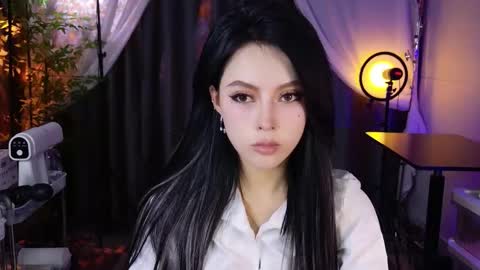 reaowna___ online show from January 12, 2026, 9:53 pm