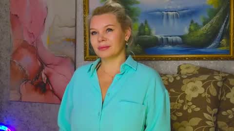 Im a little sick. Ill be back soon. online show from October 10, 2025, 3:22 pm