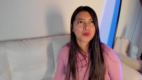 Rebeca Williams online show from January 14, 2025, 3:01 am