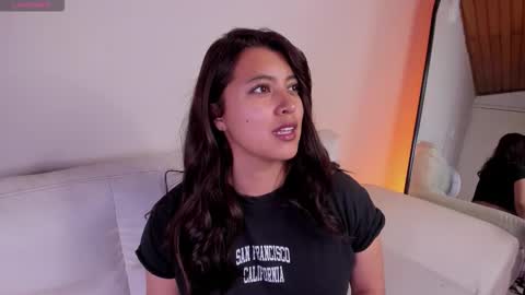 Rebeca Williams online show from October 27, 2025, 11:58 am