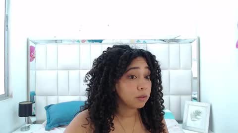 Snapshot of rebecca_mils chatting on February 15, 2025, 2:22 pm R E B E C A online show from February 15, 2025, 2:22 pm