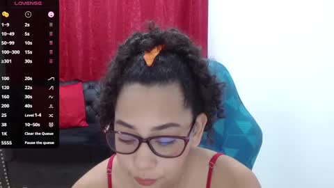 Snapshot of rebecca_mils chatting on February 23, 2025, 10:39 am R E B E C A online show from February 23, 2025, 10:39 am