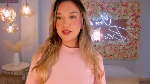 Snapshot of rebeccahudson_ chatting on October 16, 2025, 6:53 pm Rebe online show from October 16, 2025, 6:53 pm