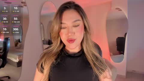 Snapshot of rebeccahudson_ chatting on October 22, 2025, 7:24 pm Rebe online show from October 22, 2025, 7:24 pm