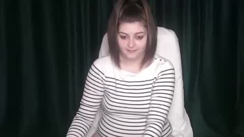 Rebekka  Nelson online show from April 14, 2026, 4:35 pm