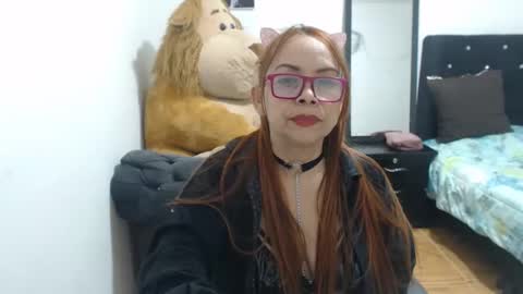 rebeka online show from September 18, 2025, 1:40 am