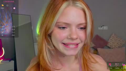 red__candy online show from November 10, 2025, 12:26 pm