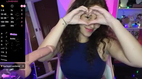 Snapshot of red_barbiedoll chatting on December 3, 2025, 9:13 pm Barbie ----- online show from December 3, 2025, 9:13 pm