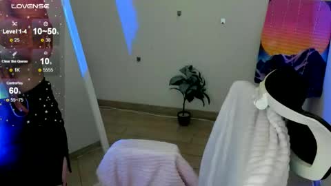 Bestie online show from February 18, 2026, 2:02 pm