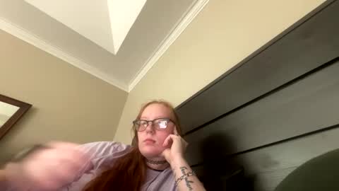 red_hot_foxx03 online show from March 30, 2026, 5:14 pm