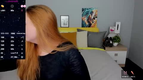 Snapshot of red_naughtyfox chatting on September 25, 2025, 3:43 am Lessy Fox online show from September 25, 2025, 3:43 am