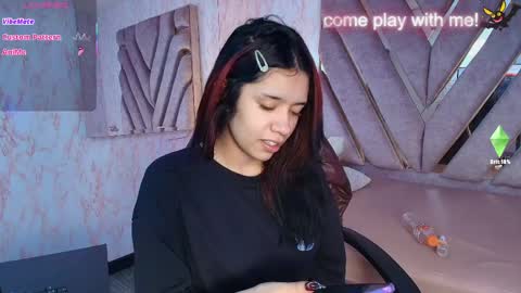 Snapshot of red_pandaa chatting on May 1, 2026, 3:55 am red_pandaa online show from May 1, 2026, 3:55 am