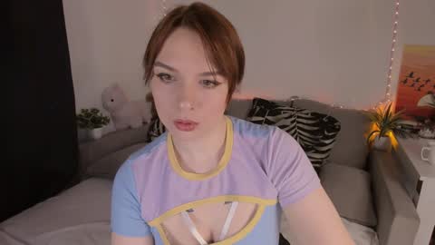 Mia online show from February 3, 2025, 11:09 am