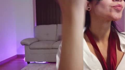 Snapshot of red_queen888 chatting on February 15, 2026, 6:21 am Sofi online show from February 15, 2026, 6:21 am