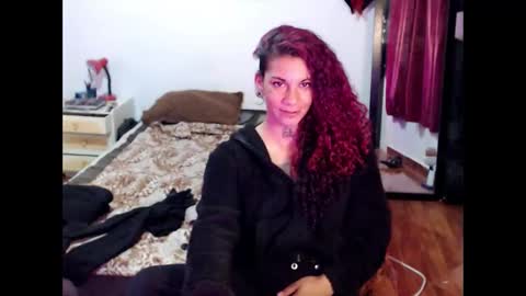 Instagram Valerie yourdream online show from January 15, 2025, 7:48 am