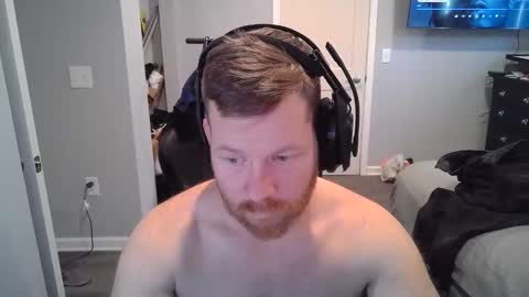 Snapshot of redbeardready4u chatting on February 13, 2026, 9:00 pm Redbeardready4u online show from February 13, 2026, 9:00 pm