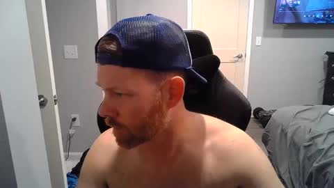 Snapshot of redbeardready4u chatting on May 9, 2026, 2:39 am Redbeardready4u online show from May 9, 2026, 2:39 am