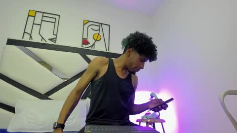 redbryan_ebano online show from October 17, 2025, 7:38 pm