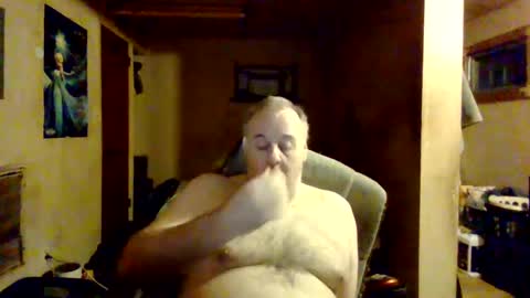 reddragon1195 online show from December 2, 2024, 3:04 am