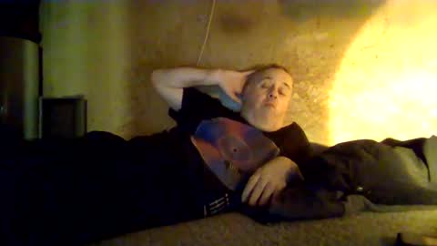 reddragon1195 online show from February 18, 2025, 11:33 am