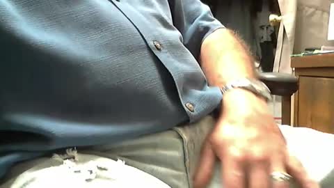 redfox60010 online show from September 29, 2025, 5:51 pm