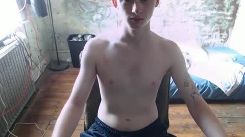 Snapshot of redhead6inch chatting on September 23, 2025, 1:58 pm RedHead6Inch online show from September 23, 2025, 1:58 pm