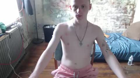 Snapshot of redhead6inch chatting on September 24, 2025, 11:46 am RedHead6Inch online show from September 24, 2025, 11:46 am