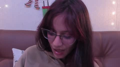 Meloddy online show from December 17, 2024, 11:16 pm