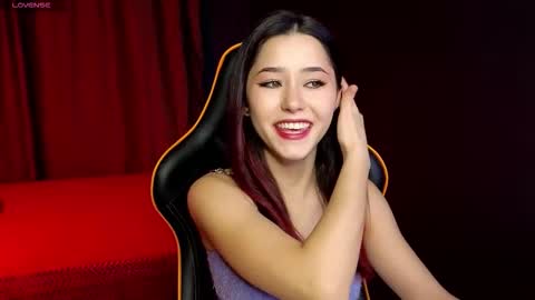 Kiara online show from November 30, 2025, 5:17 pm