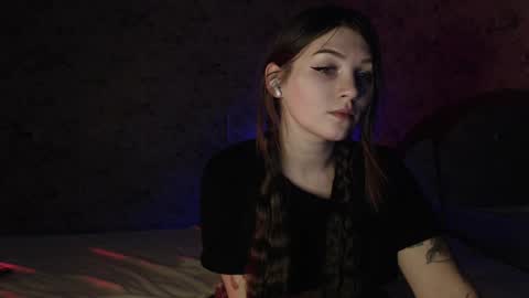 Ana online show from February 18, 2025, 3:21 pm