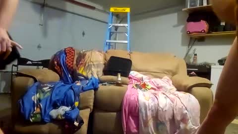 Snapshot of redrocketfirefox chatting on December 25, 2024, 5:48 am Redrocket firefox online show from December 25, 2024, 5:48 am