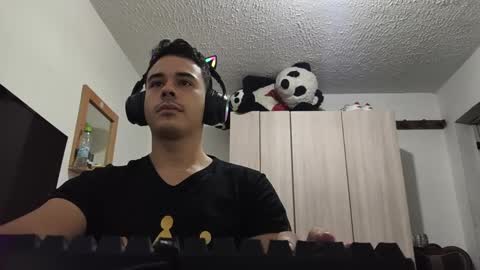 RedsoulReaver online show from September 14, 2025, 3:49 am