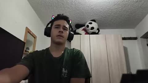 RedsoulReaver online show from September 29, 2025, 12:16 am