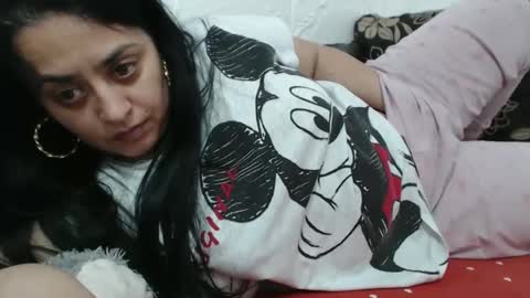 Reea online show from January 17, 2025, 10:34 pm