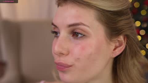 JessyinCherri yang online show from December 27, 2024, 10:23 am