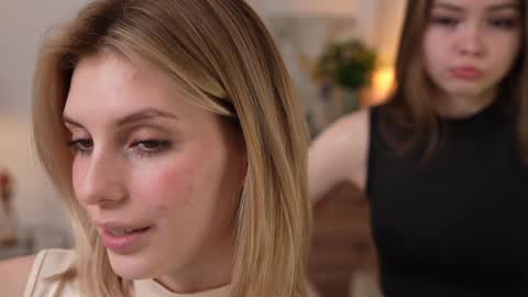 JessyinCherri yang online show from December 28, 2024, 1:49 pm