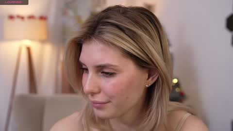 JessyinCherri yang online show from January 6, 2025, 2:58 pm