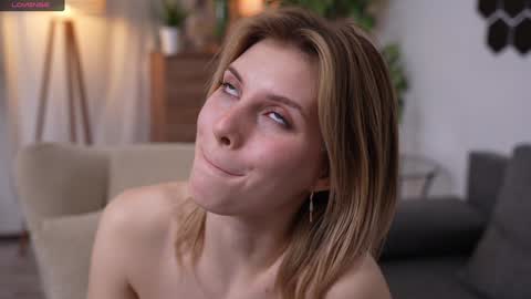 JessyinCherri yang online show from February 7, 2025, 4:24 pm