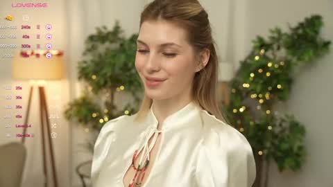 JessyinCherri yang online show from March 7, 2025, 6:57 am