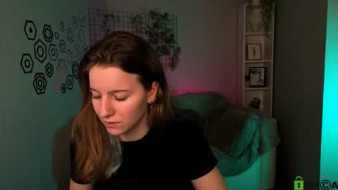 Snapshot of regina_queen chatting on January 9, 2026, 10:18 am Regina online show from January 9, 2026, 10:18 am