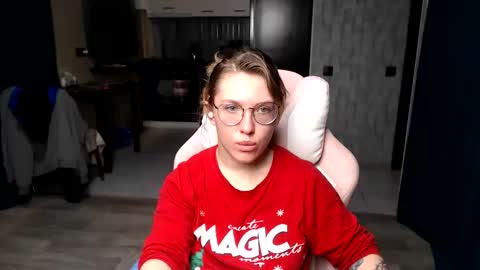 Regina online show from September 21, 2025, 11:50 pm