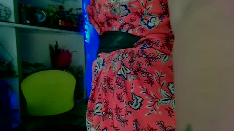 Karina online show from January 17, 2025, 2:39 pm