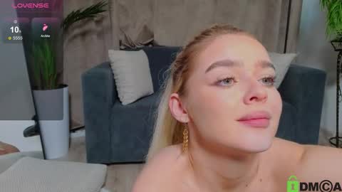 Anna online show from September 26, 2025, 3:27 pm