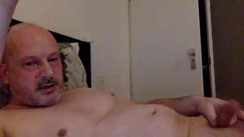 Snapshot of remco19788 chatting on January 27, 2025, 9:02 am 500 tokens to come online show from January 27, 2025, 9:02 am